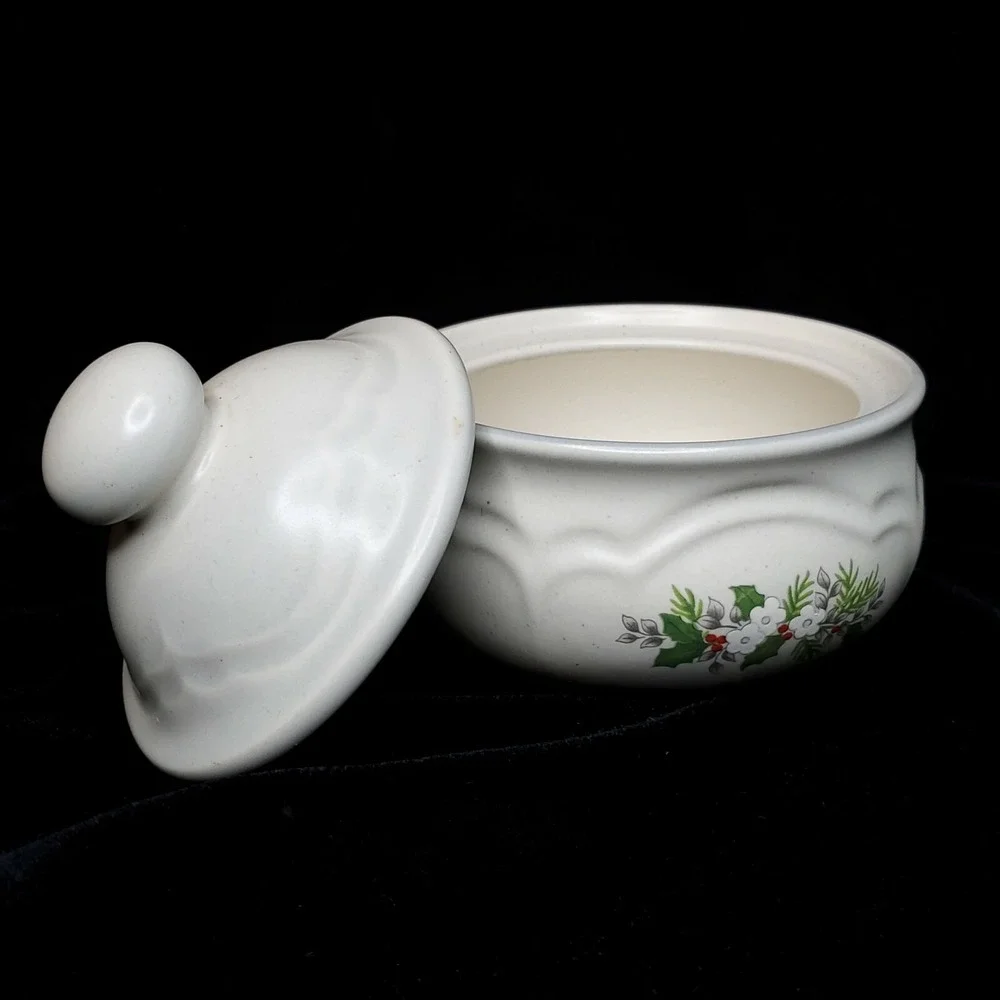 Pfaltzgraff Christmas Heirloom Sugar Bowl Creamer Stoneware Holiday 024 USA Vtg